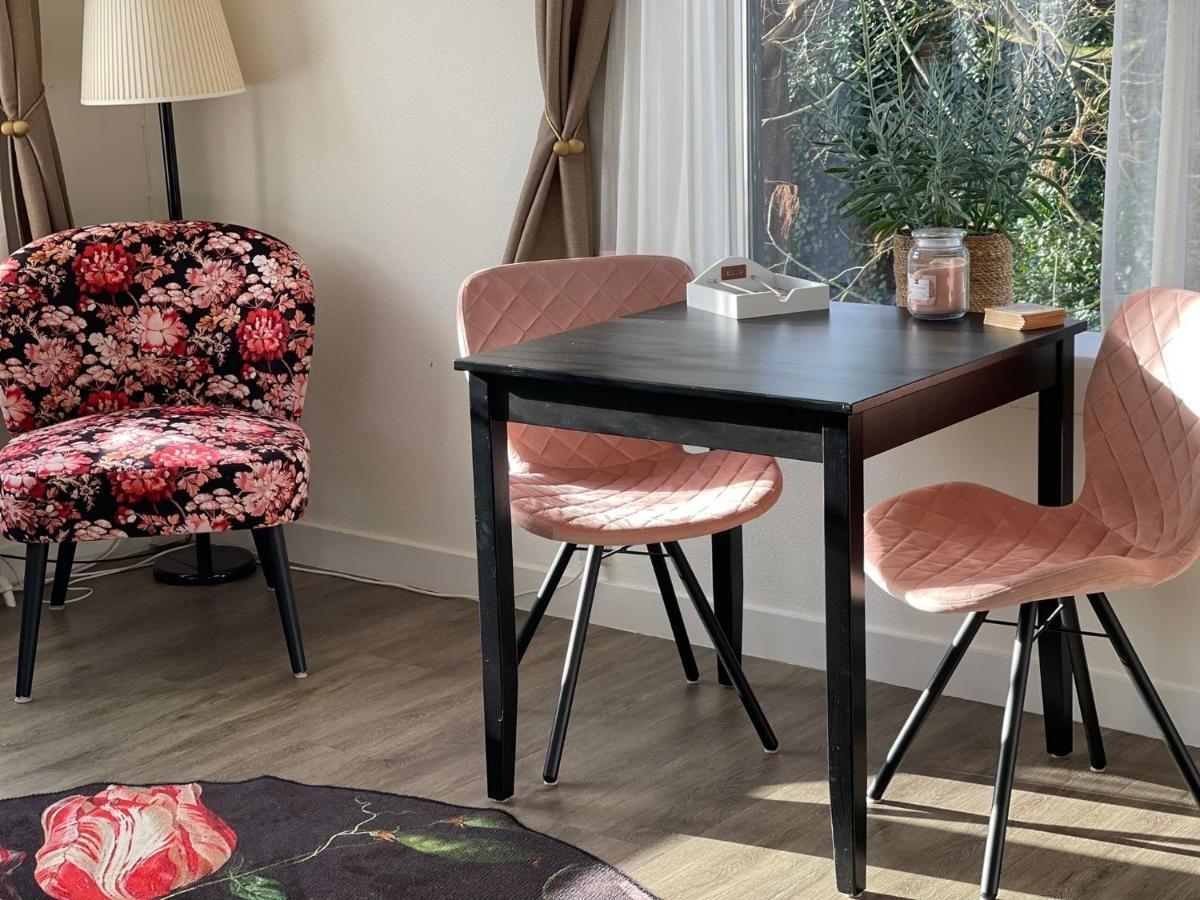 Guesthouse Villa De Eikhof Hengelo  Bagian luar foto