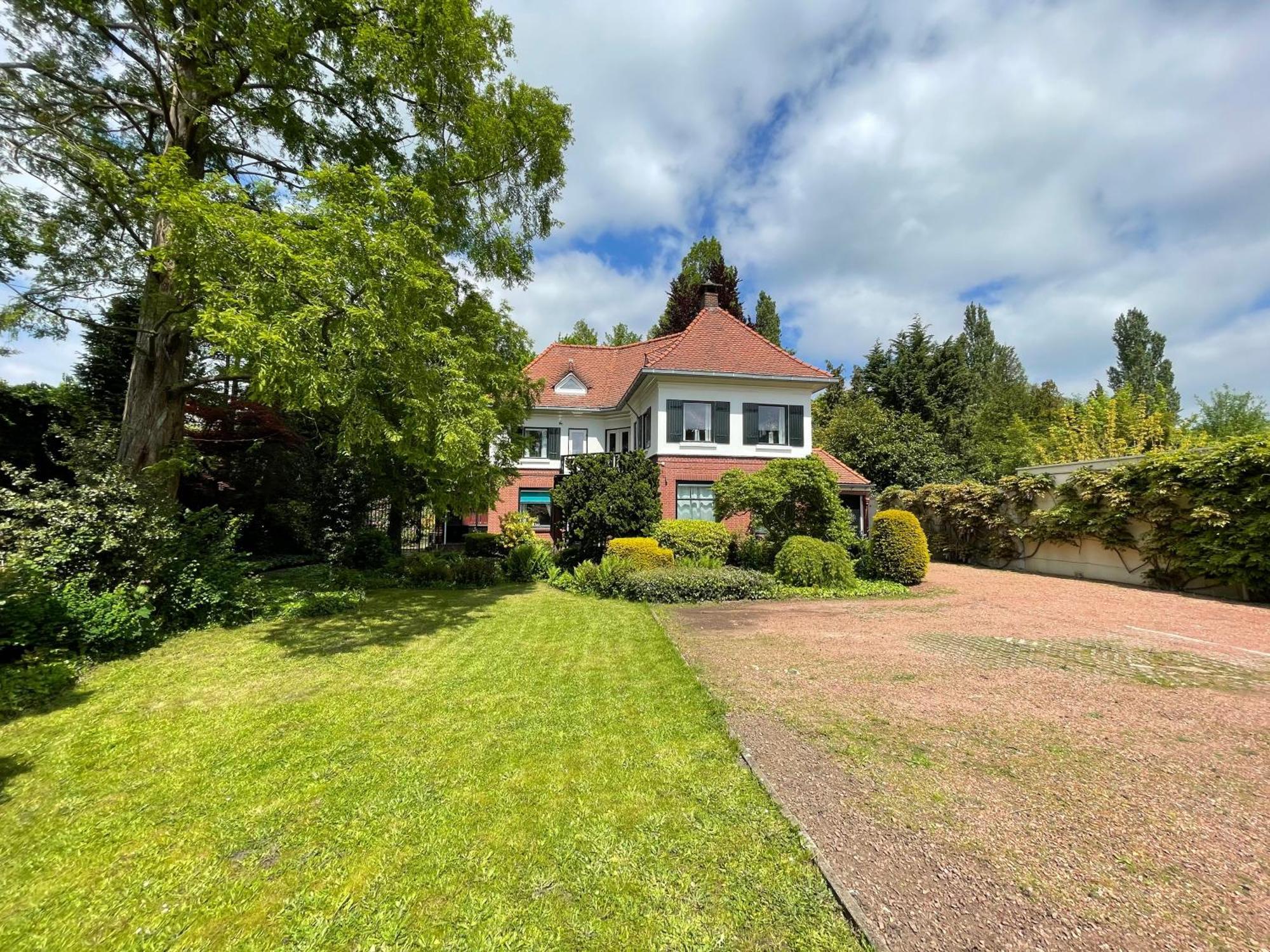 Guesthouse Villa De Eikhof Hengelo  Bagian luar foto