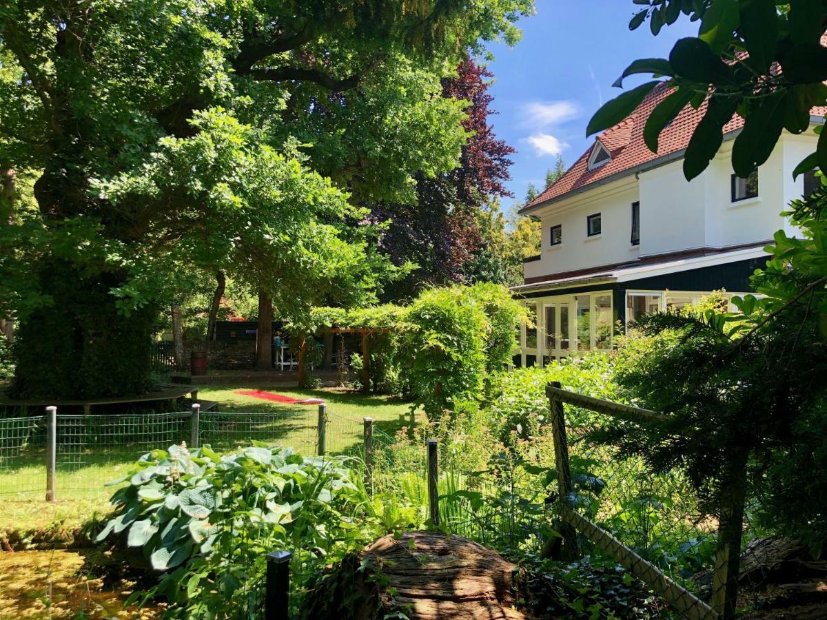 Guesthouse Villa De Eikhof Hengelo  Bagian luar foto